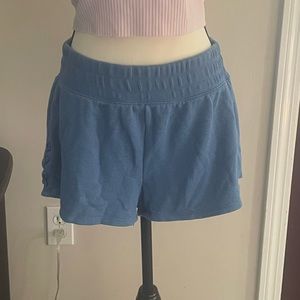 aerie size L blue shorts